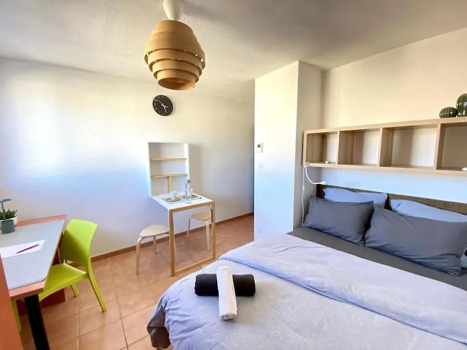 Apartment Charmant Studio Moderne Centre & Gare D'Avignon France